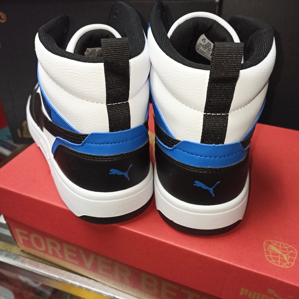 Puma - Picture 5 of 5